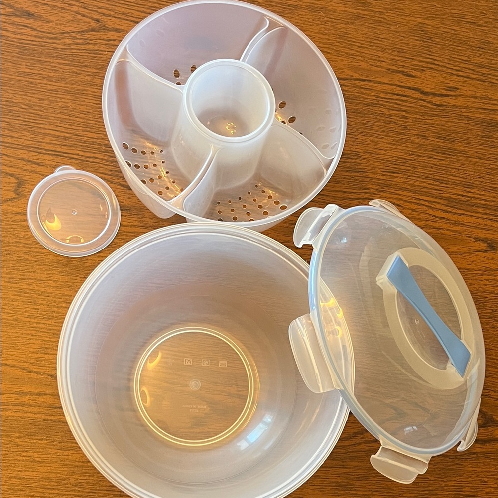 Large Capacity Veggie and Dip “Keep Cold” Serving and Storage Set